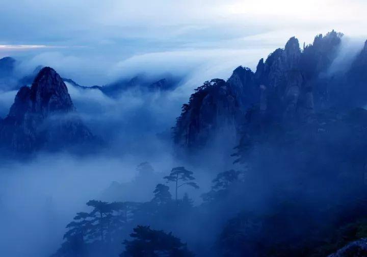 临县公安:重拳出击!两天查处嫖娼案两起